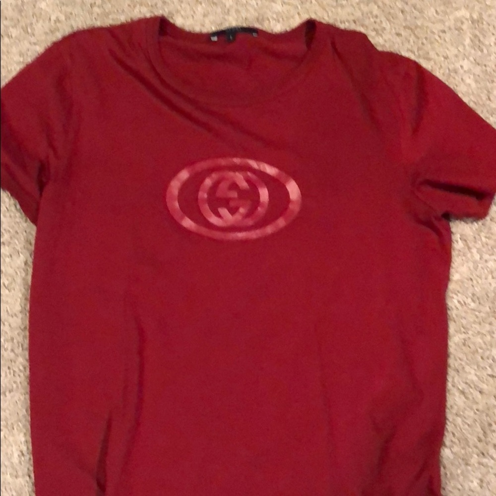 100% AUTHENTIC Gucci t shirt
